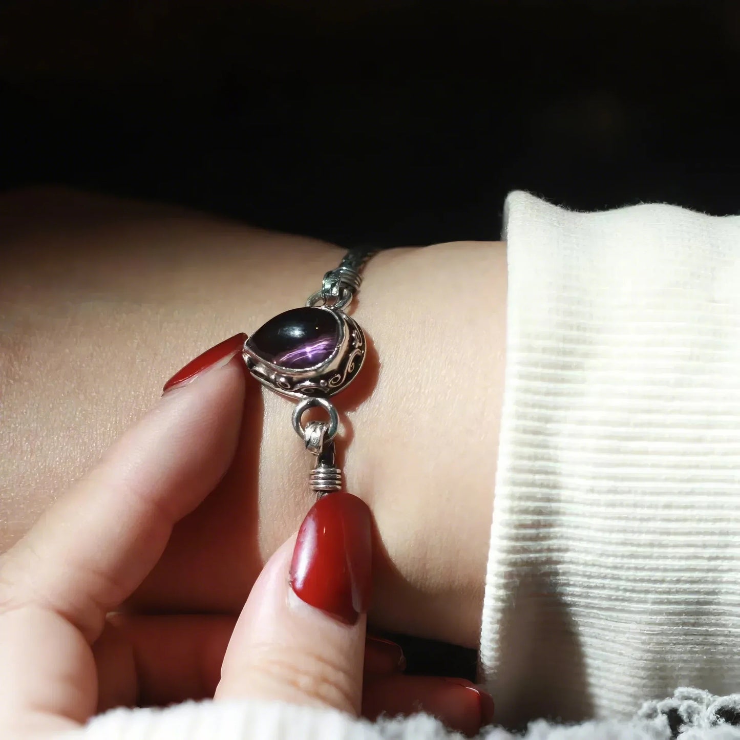 Nepalese Amethyst Handmade Bracelet · Glimmering Purple